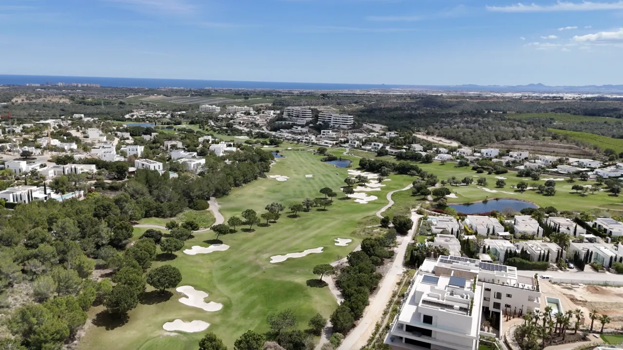 Flat til salg i Las Colinas Golf Resort