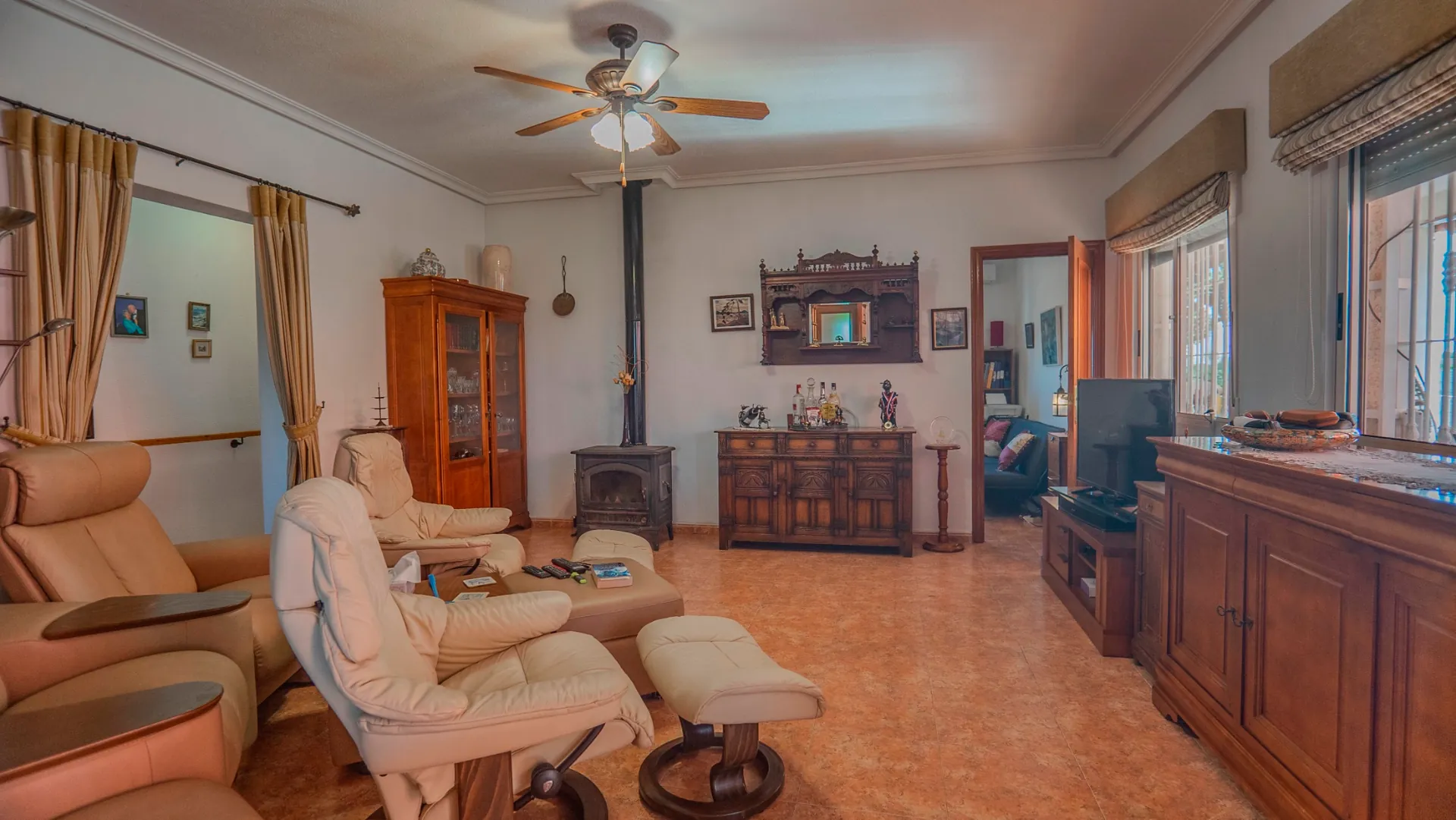 Country Property à la vente à Orihuela