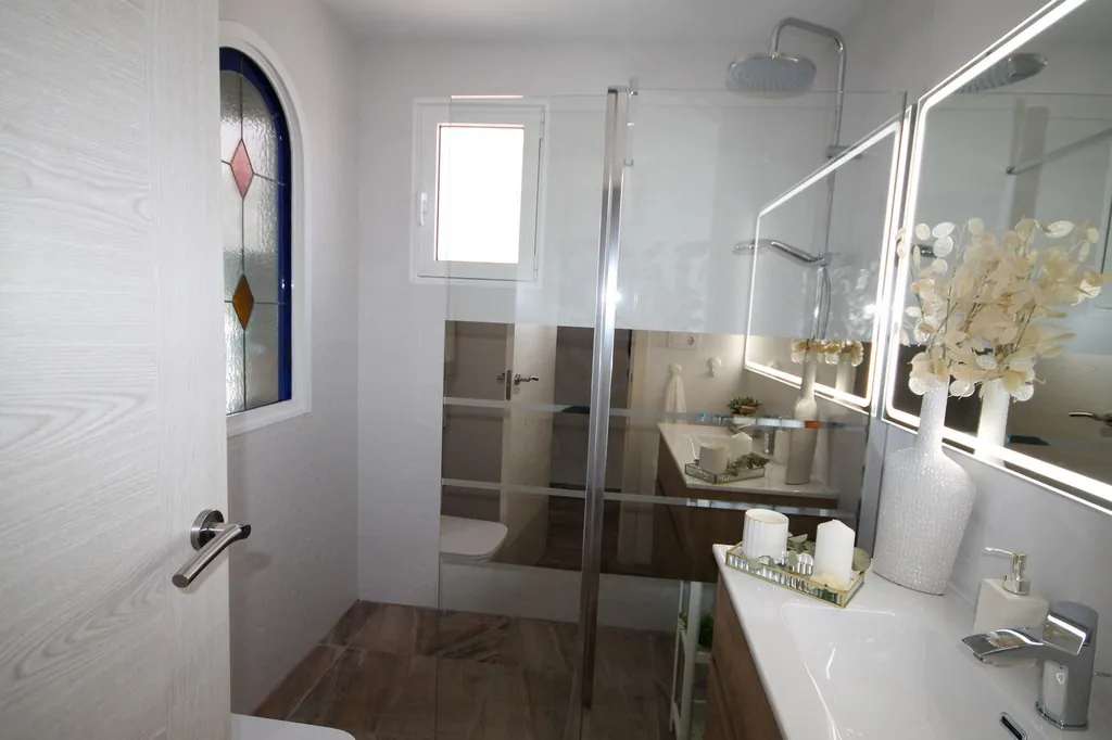Villa til salg i San Miguel De Salinas