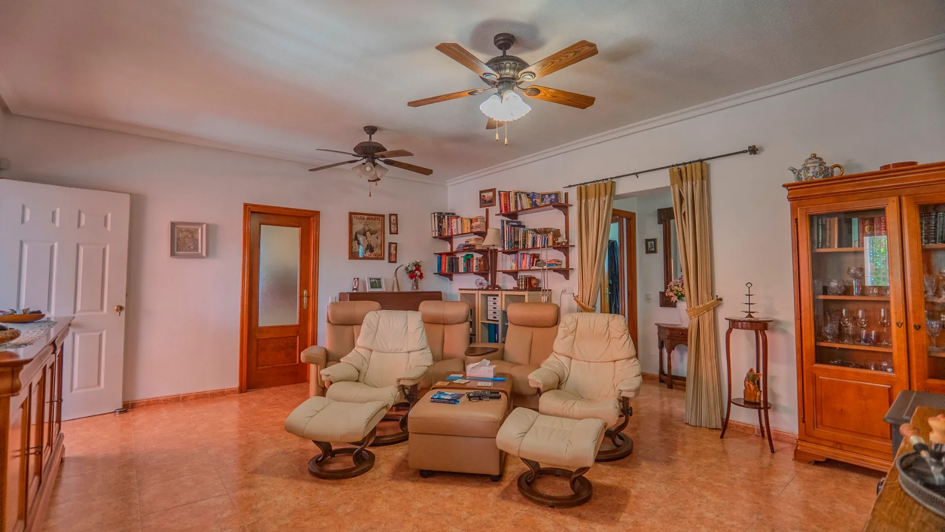 Country Property à la vente à Orihuela