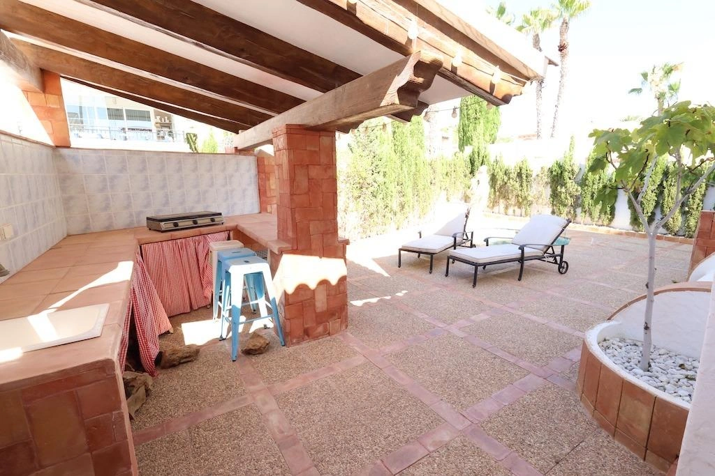 Villa à la vente à Orihuela Costa