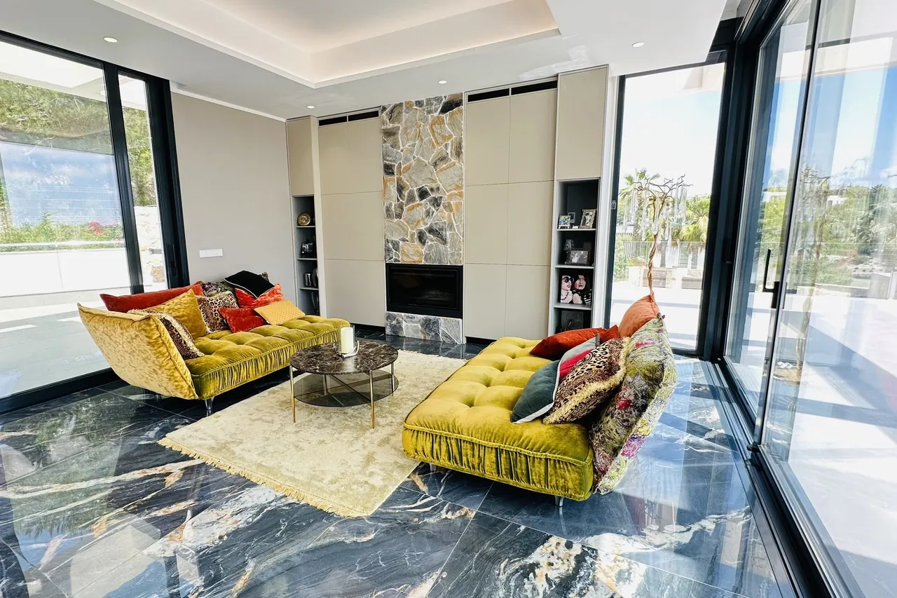 Villa zum verkauf in Las Colinas Golf Resort