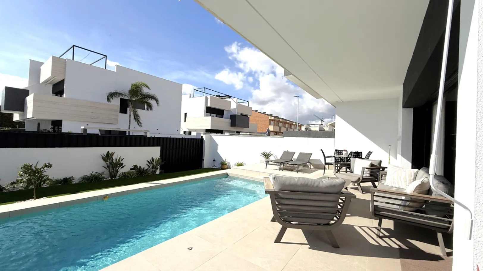 Bungalow for sale in Pilar De La Horadada