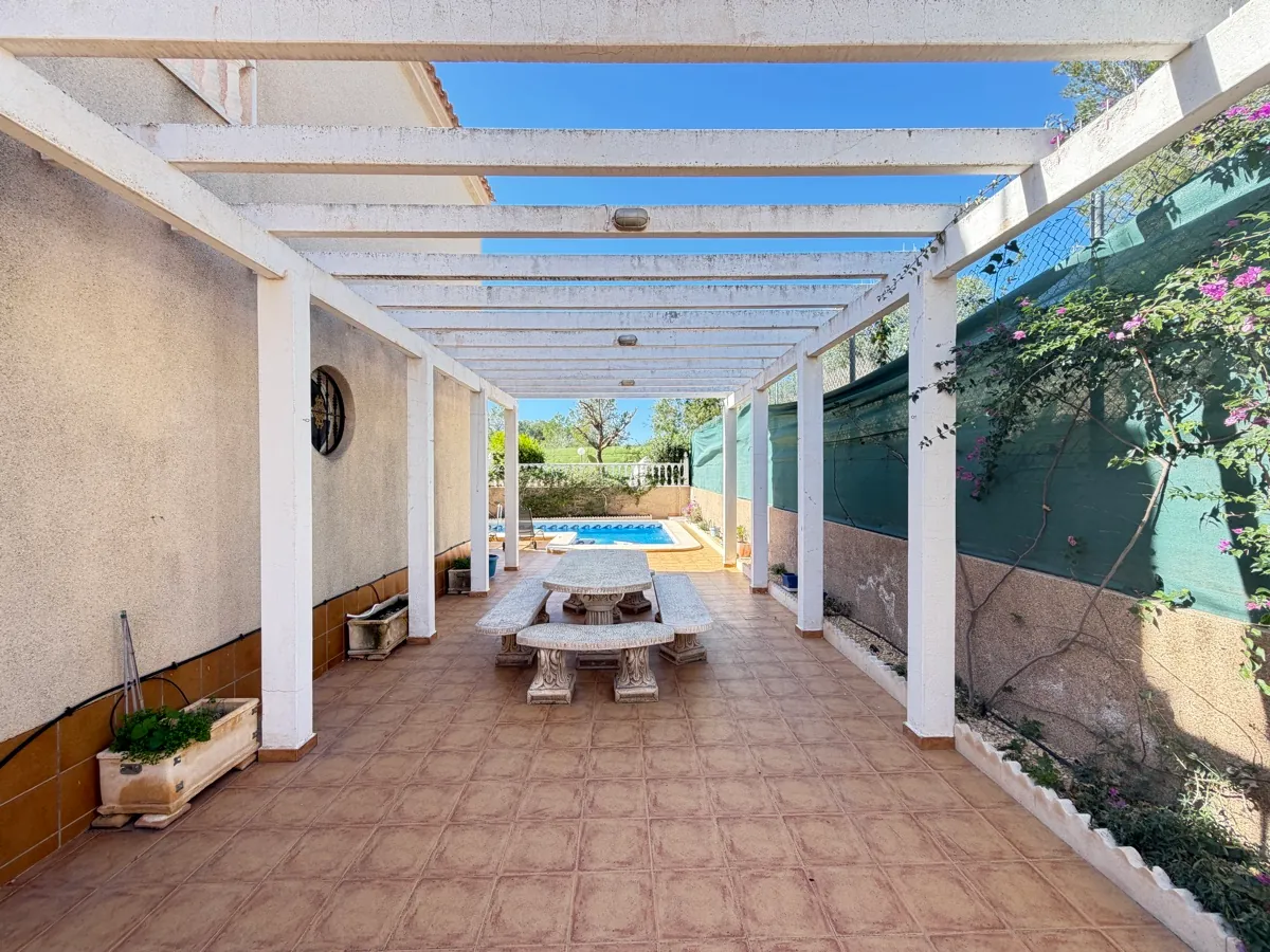 Chalet/Villa en venta en Villamartin