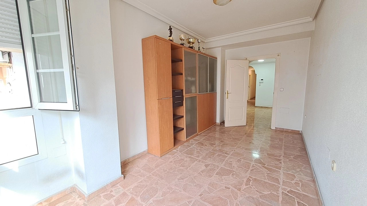 Flat for sale in Torrevieja
