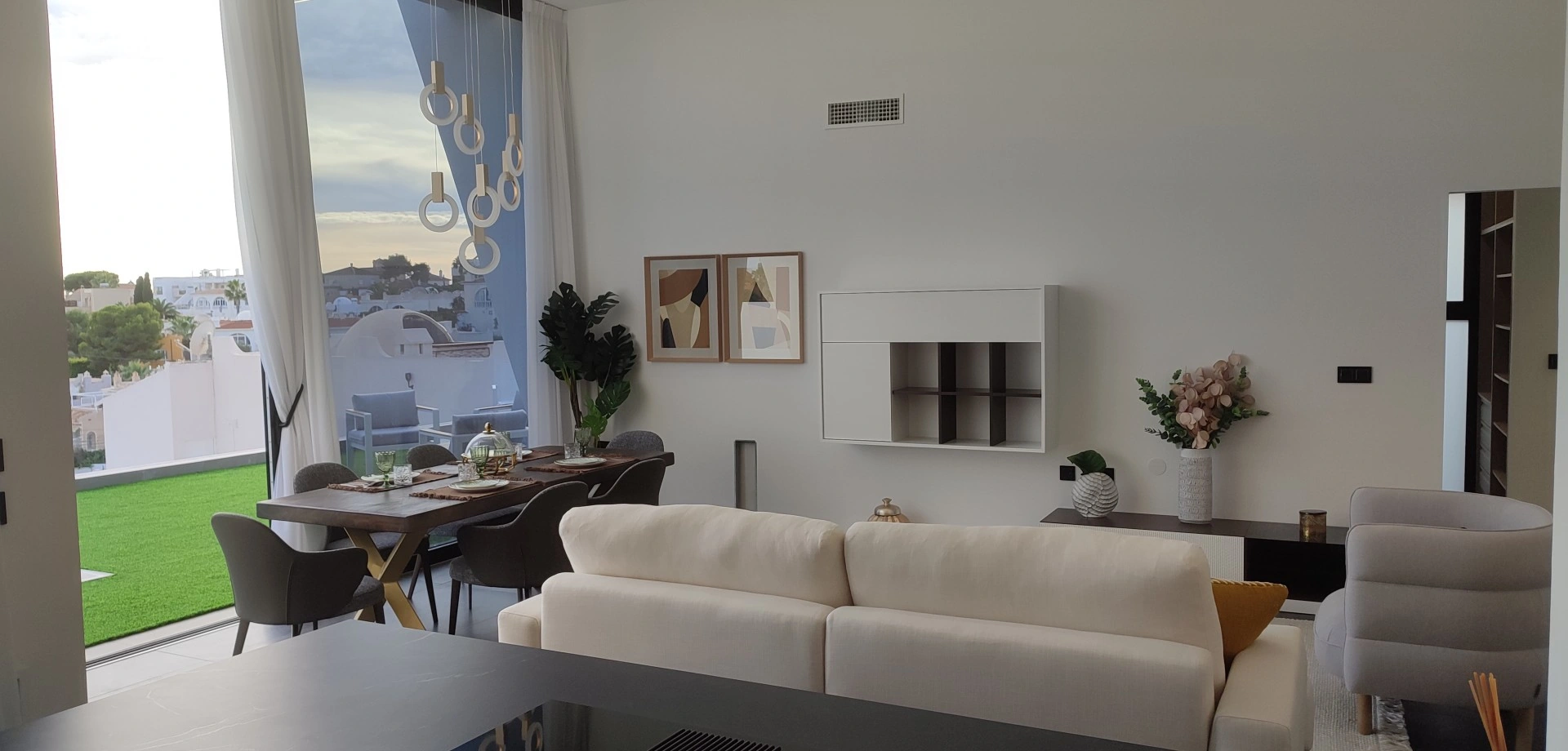 Detached Villa for sale in Torrevieja