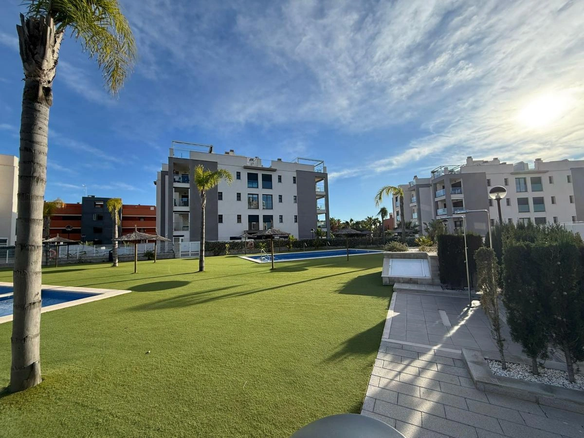 Apartment for sale in Villamartin