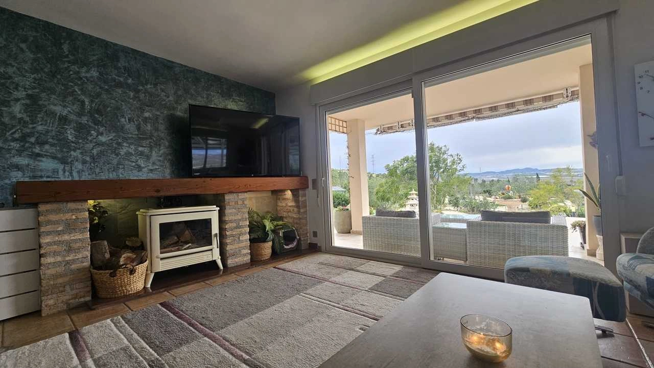 Villa à la vente à Torremendo
