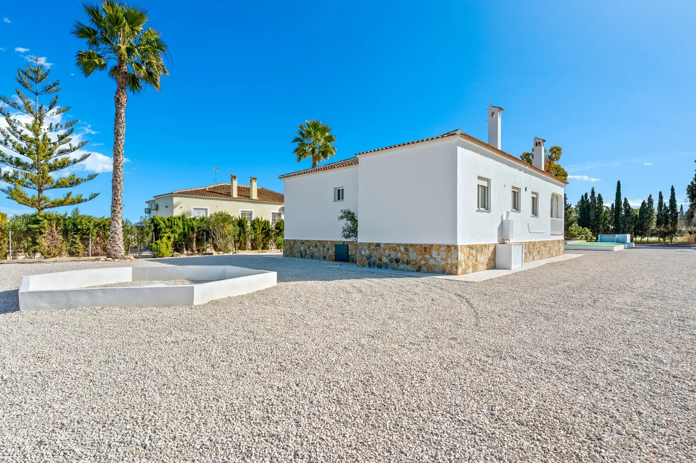 Country house for sale in Dolores