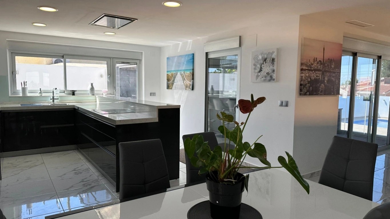 Villa till försäljning i Ciudad Quesada