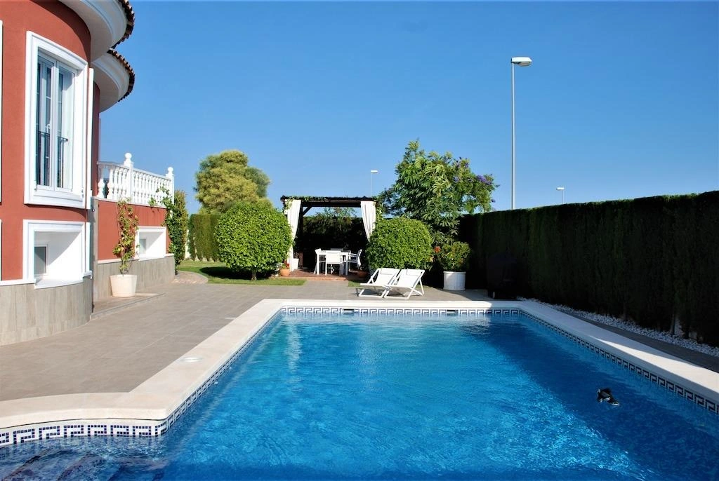 Villa à la vente à Rojales