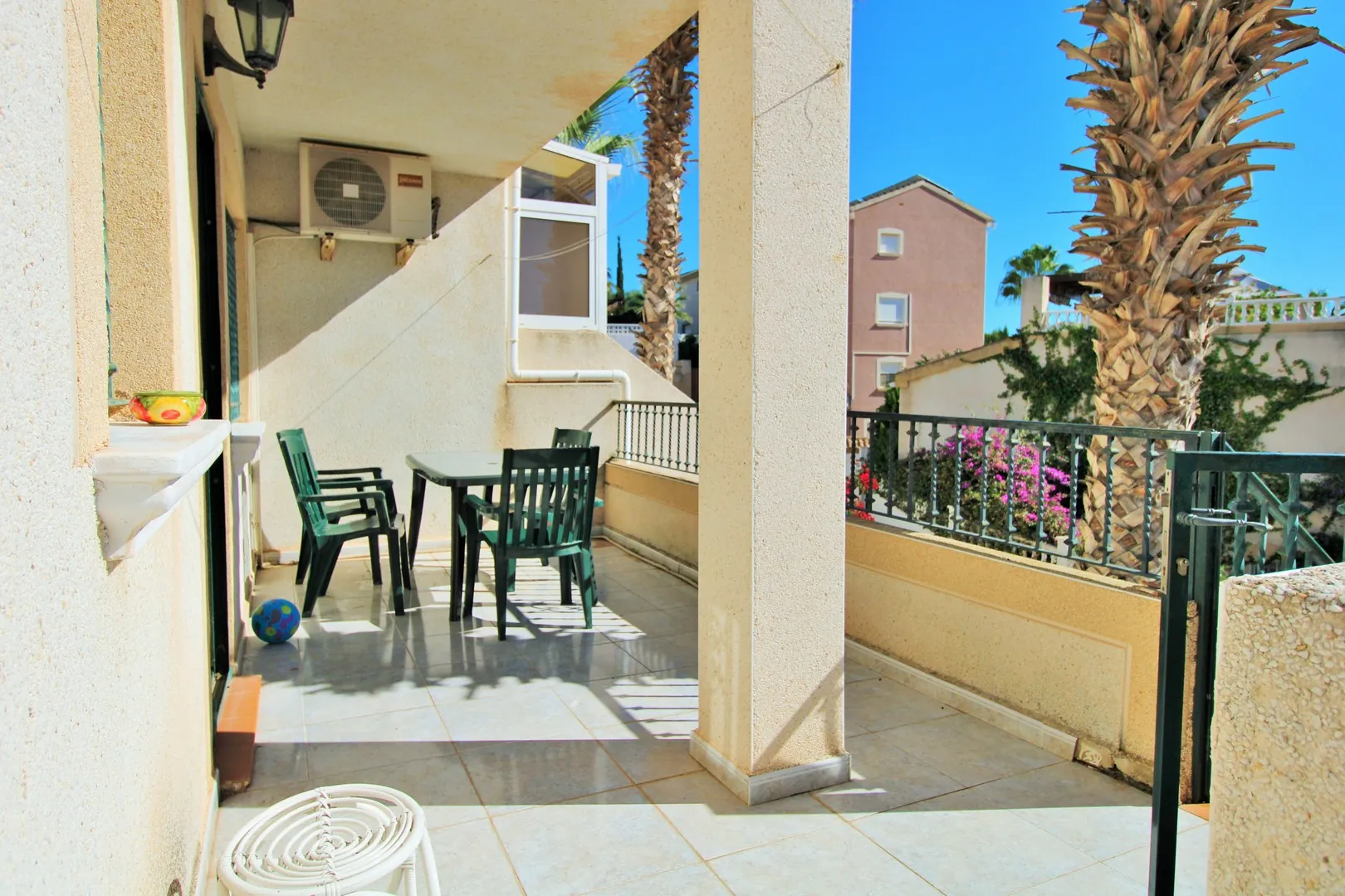Casa adosada en venta en Villamartin