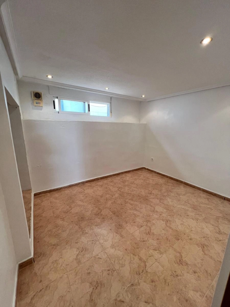 Townhouse te verkoop in Torre De La Horadada