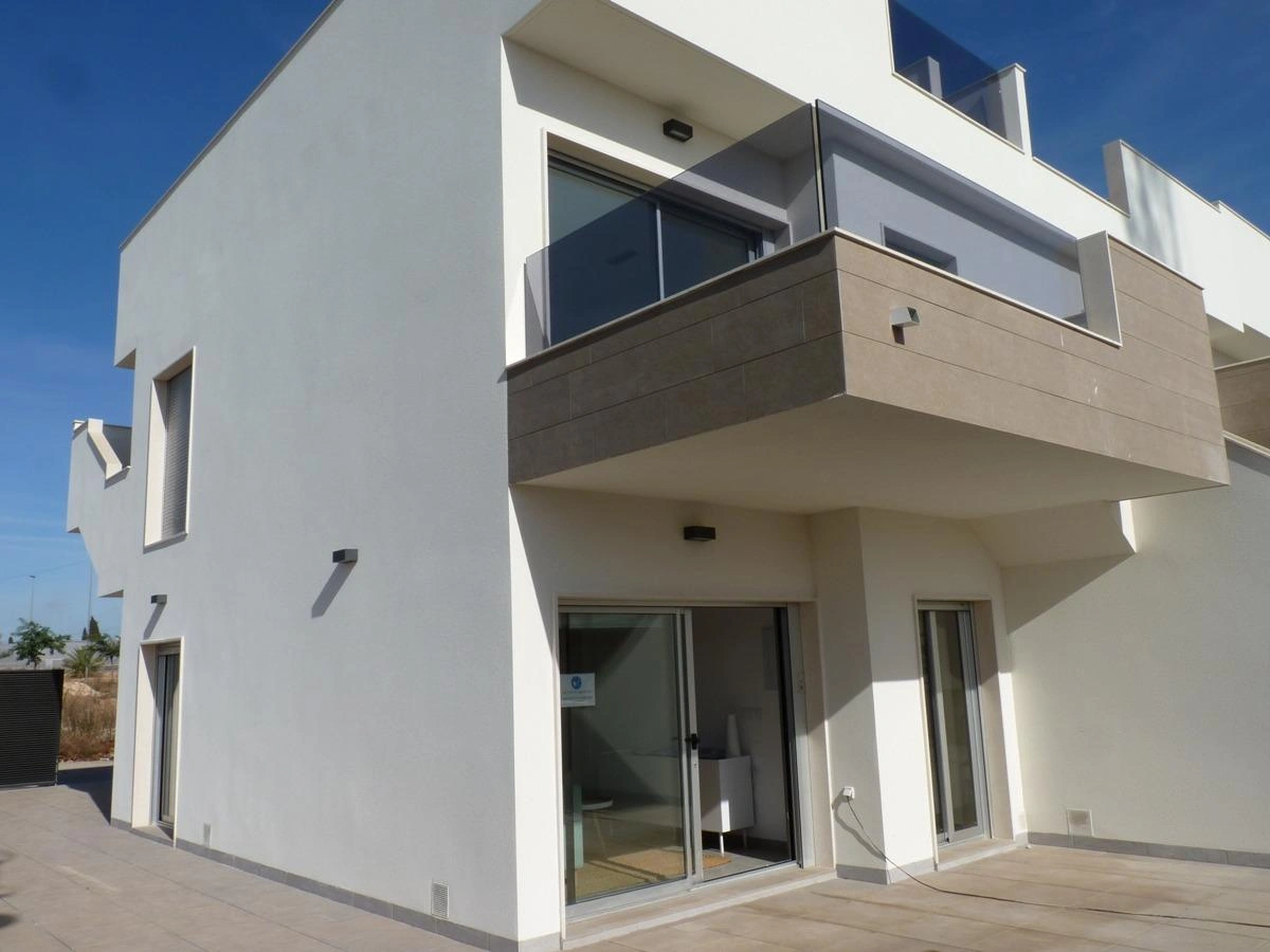 Casa adosada en venta en Pilar De La Horadada