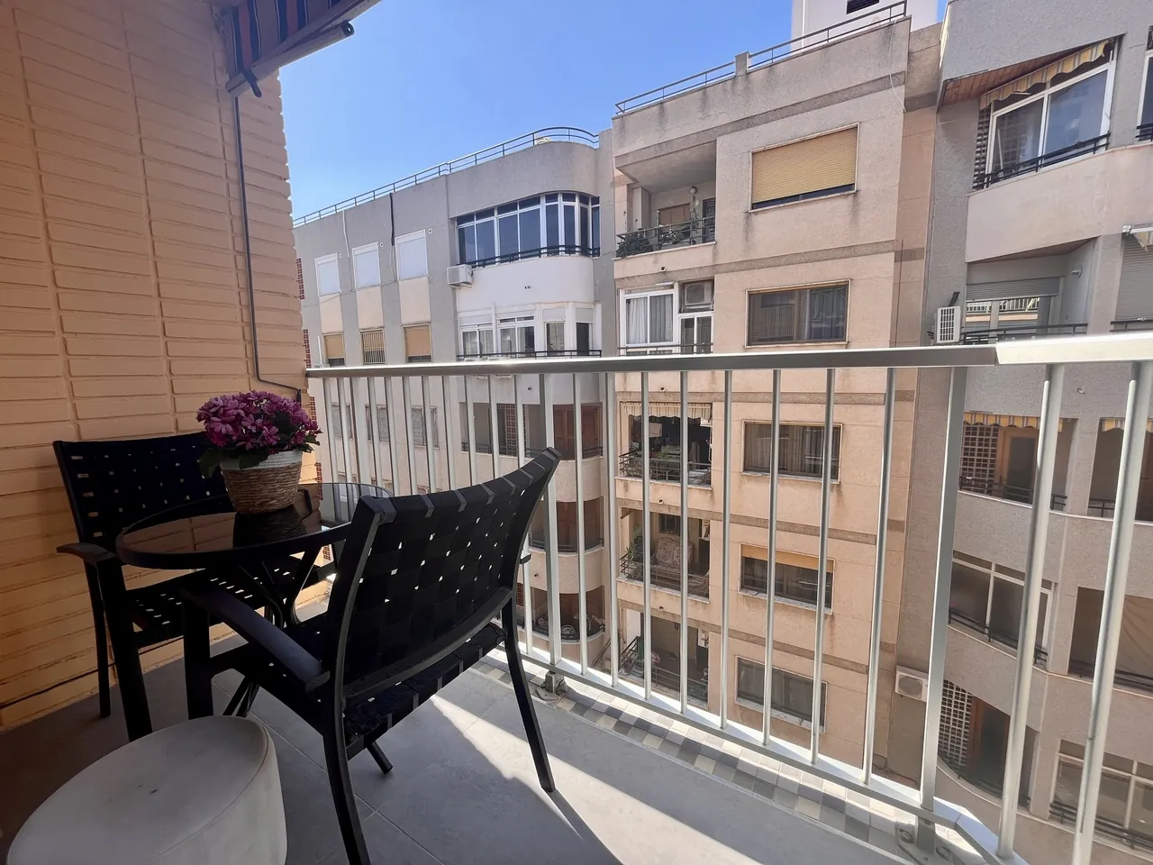 Flat til salg i Torrevieja