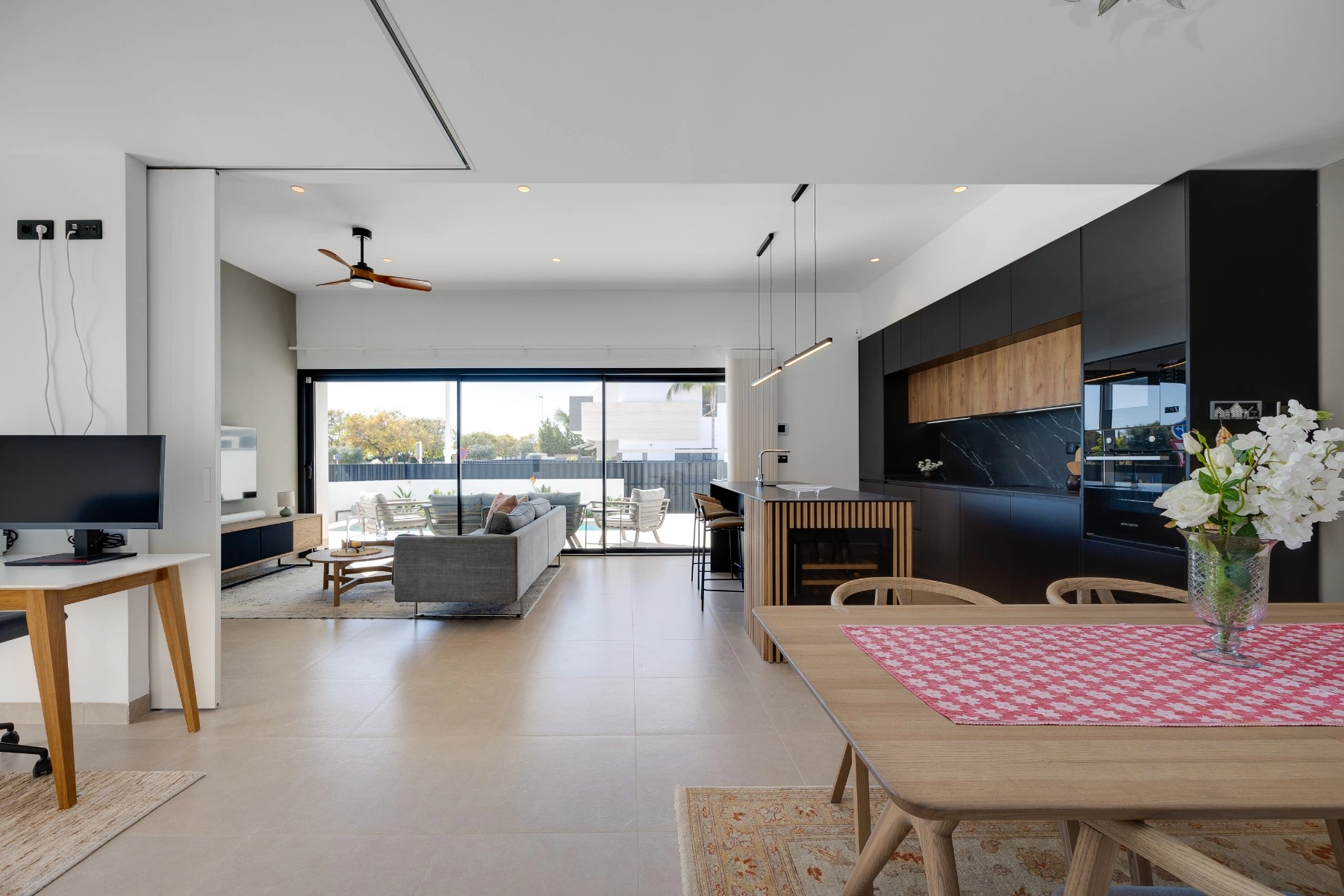 Bungalow for sale in Pilar De La Horadada