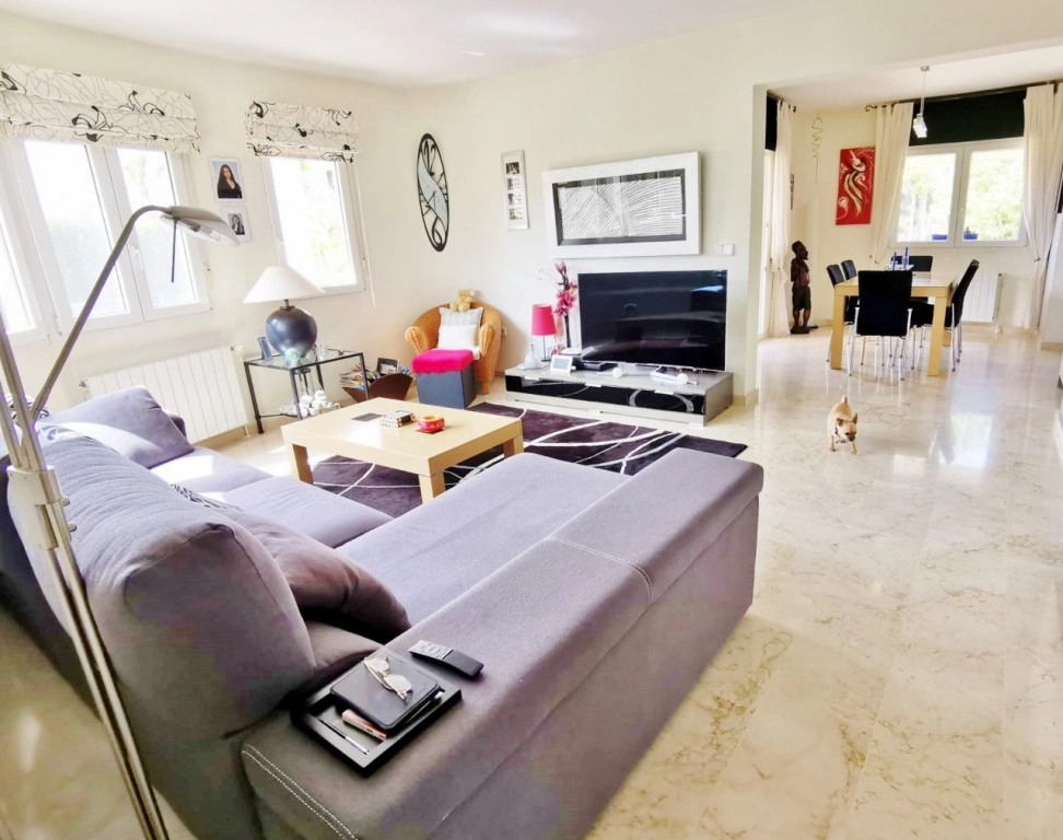 Villa for sale in Las Ramblas Golf Resort