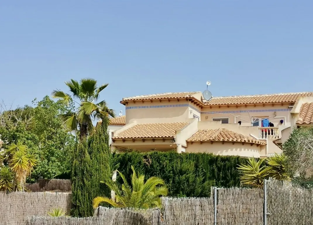 Villa for sale in Las Ramblas Golf Resort