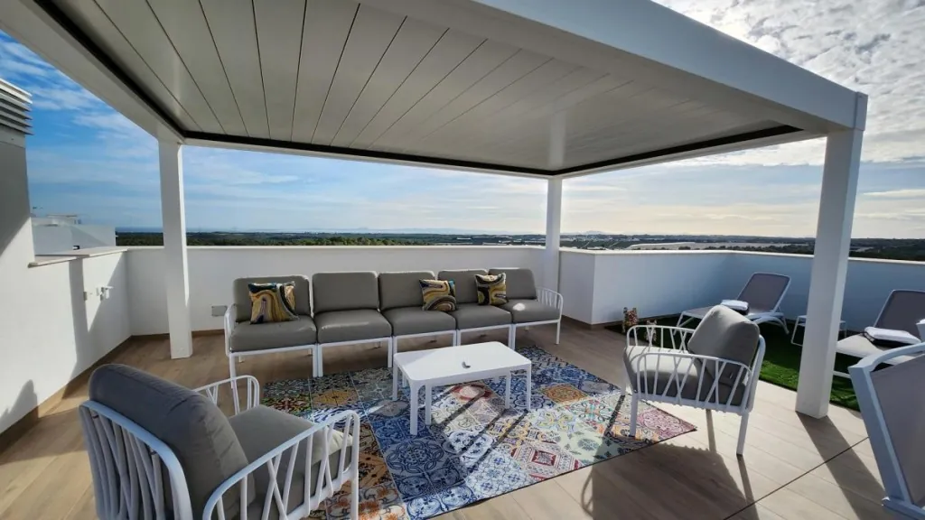 Penthouse te verkoop in Las Colinas Golf