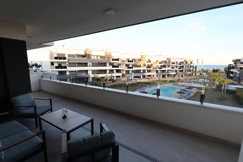 Flat for sale in Orihuela Costa