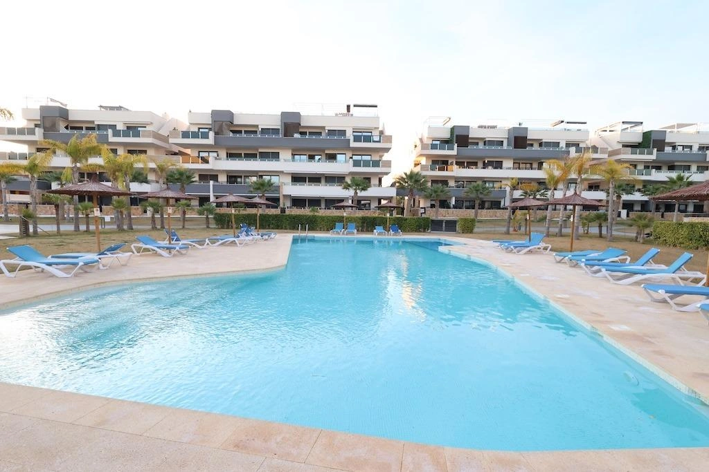 Flat for sale in Orihuela Costa