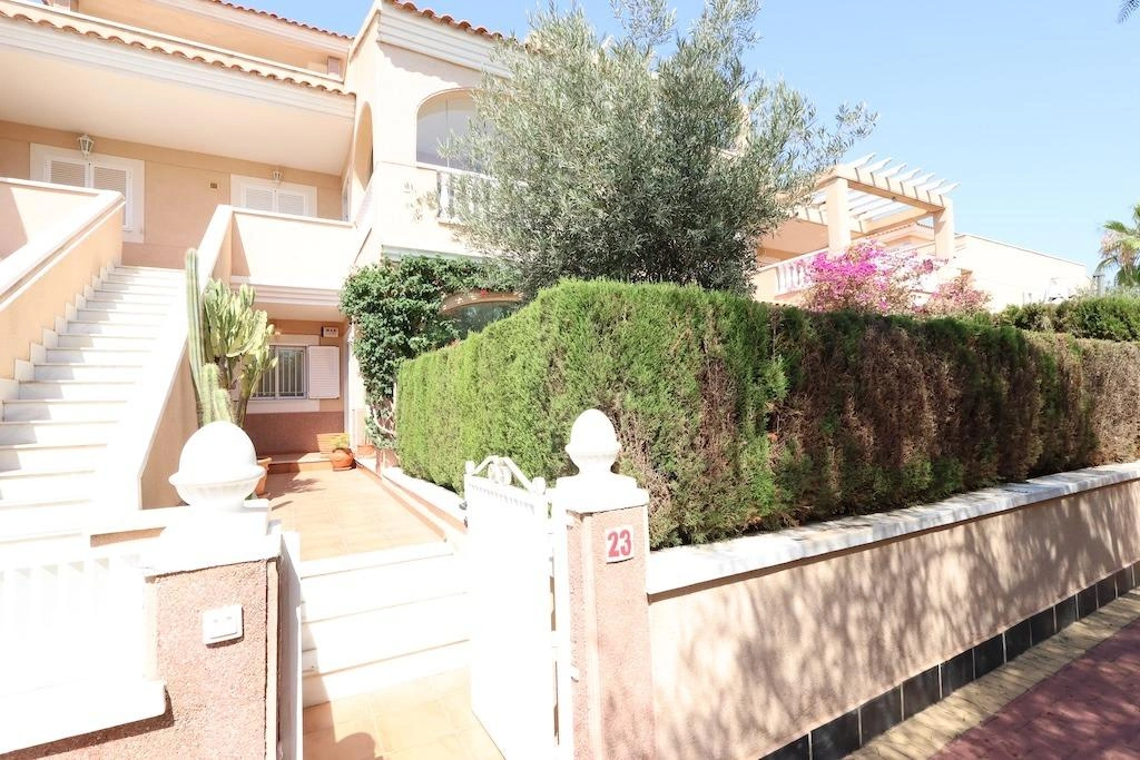 Bungalow til salg i Orihuela Costa