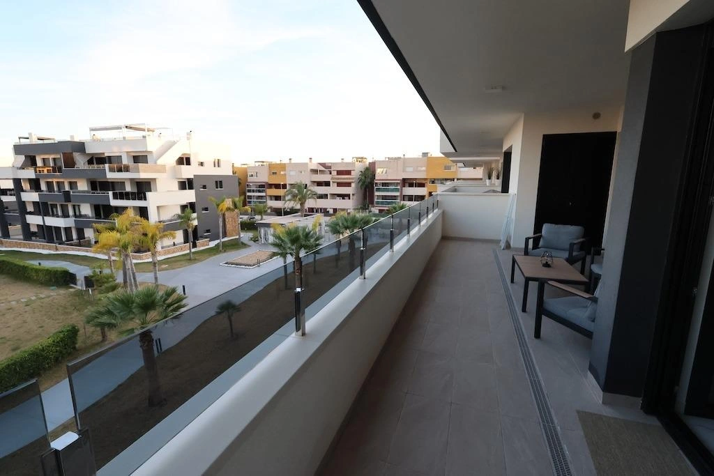 Flat for sale in Orihuela Costa