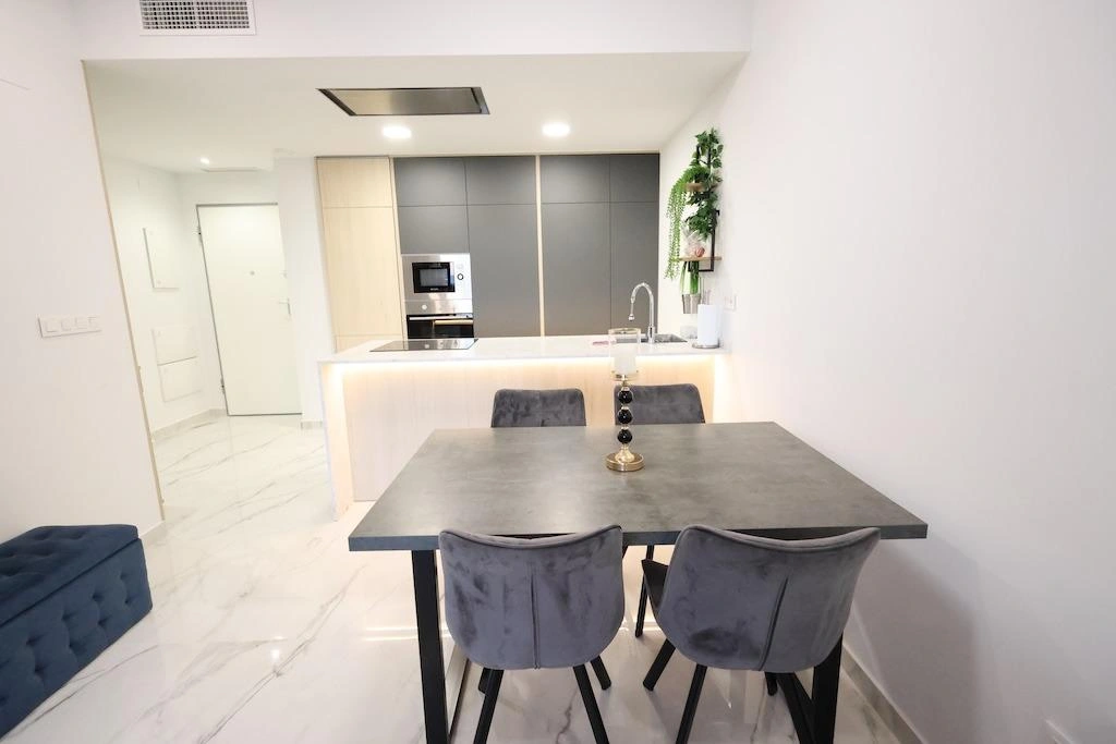 Flat for sale in Orihuela Costa