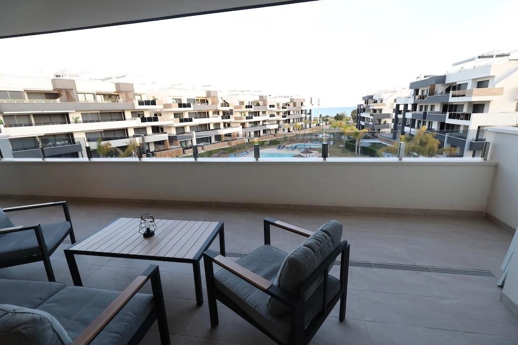 Flat for sale in Orihuela Costa