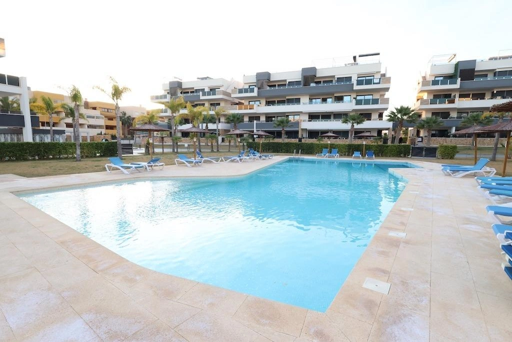 Flat for sale in Orihuela Costa
