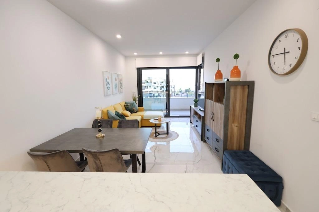 Flat for sale in Orihuela Costa