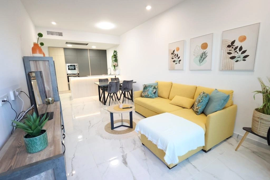 Flat for sale in Orihuela Costa