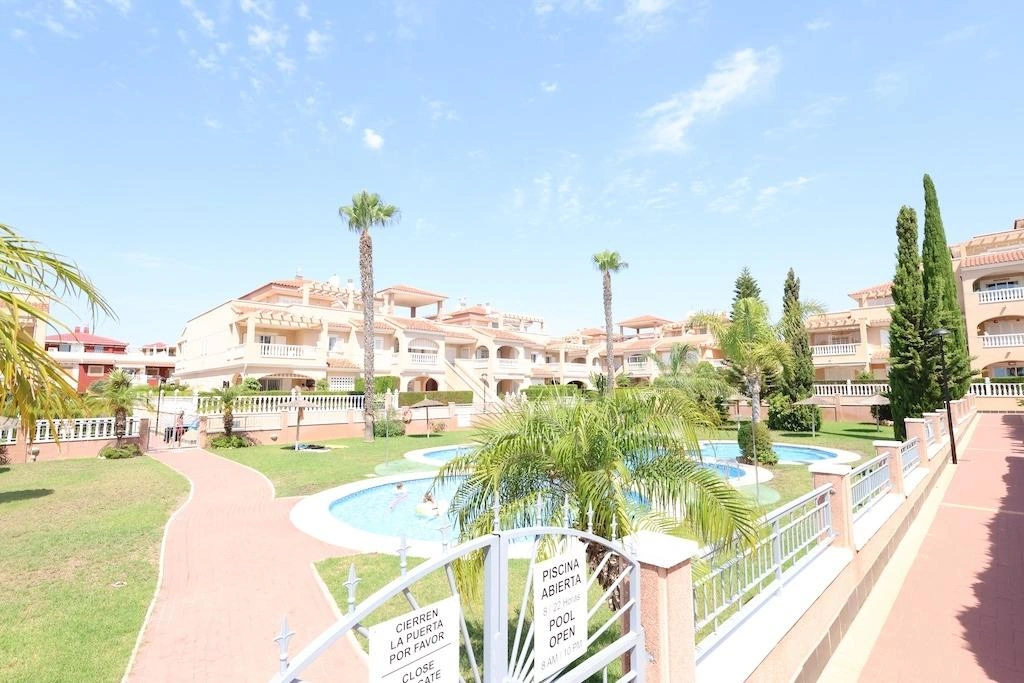 Bungalow til salg i Orihuela Costa