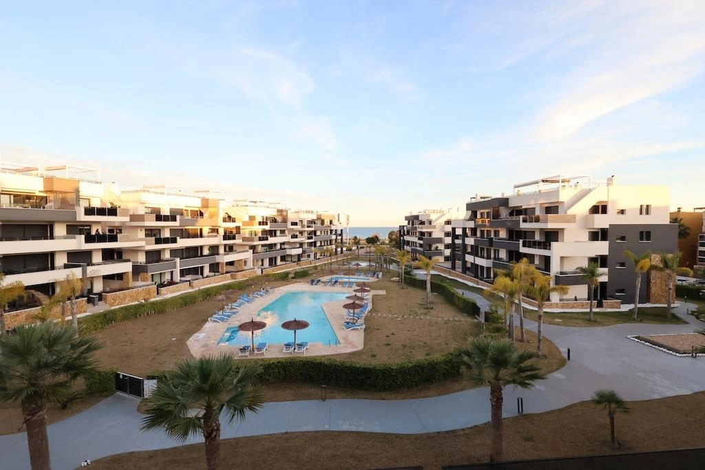 Flat for sale in Orihuela Costa