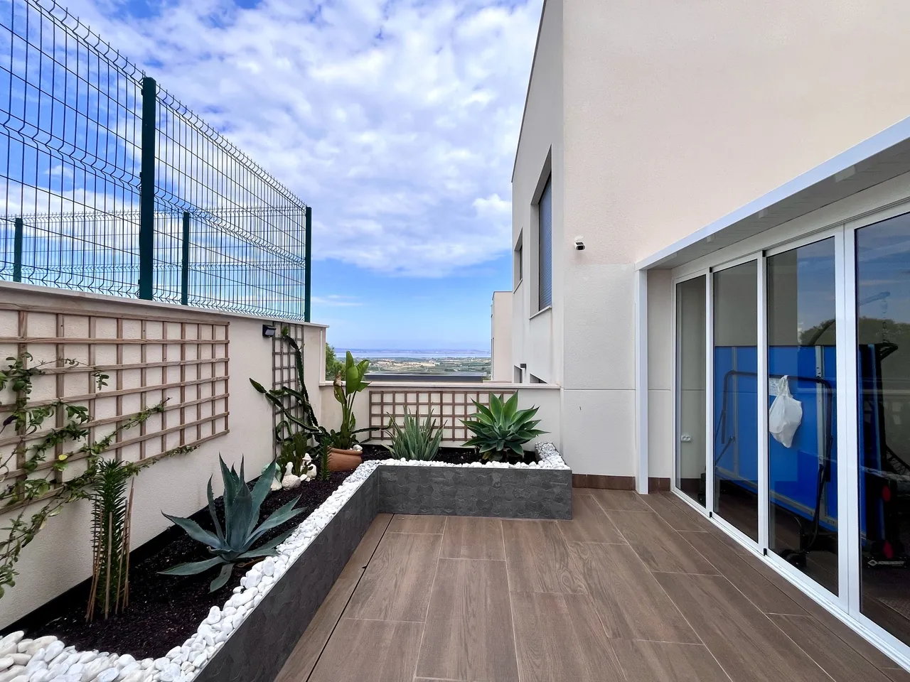 Flat for sale in San Miguel De Salinas