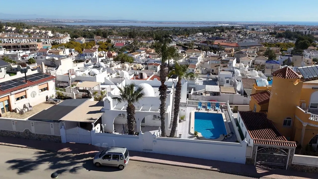 Chalet/Villa en venta en Villamartin