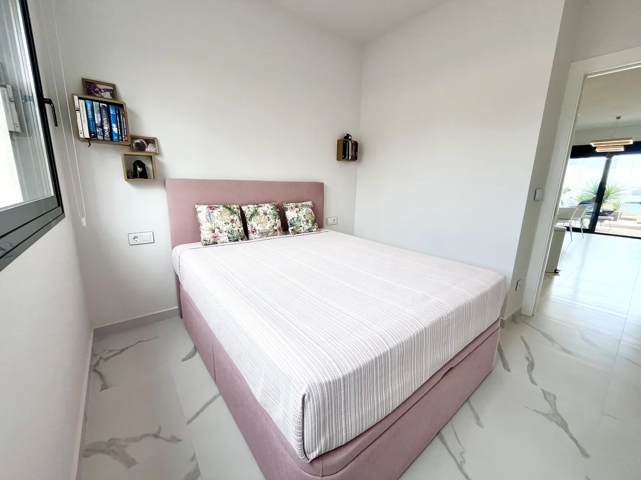 Flat for sale in San Miguel De Salinas