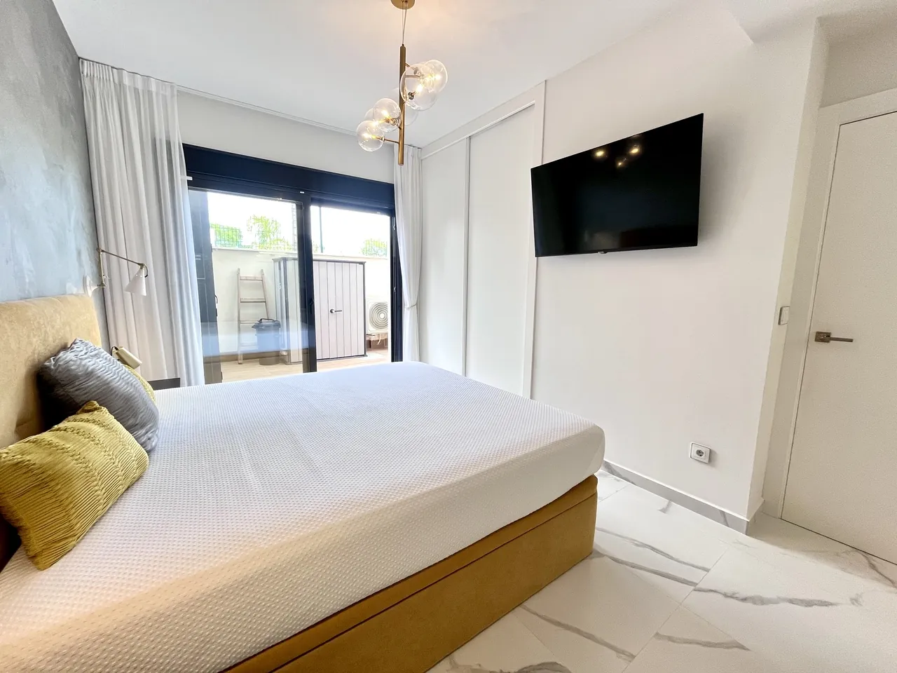 Flat for sale in San Miguel De Salinas