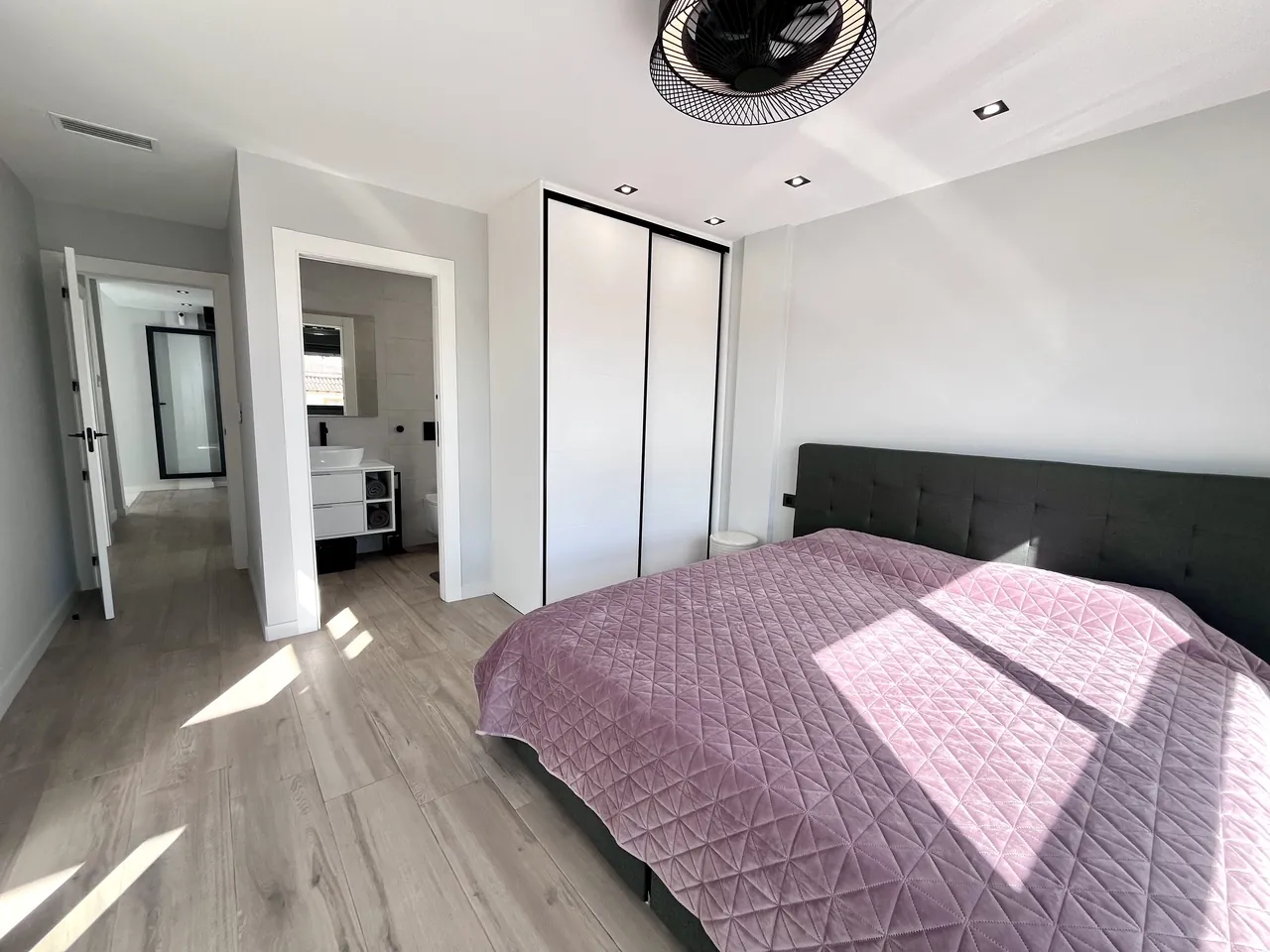 Villa for sale in Punta Prima