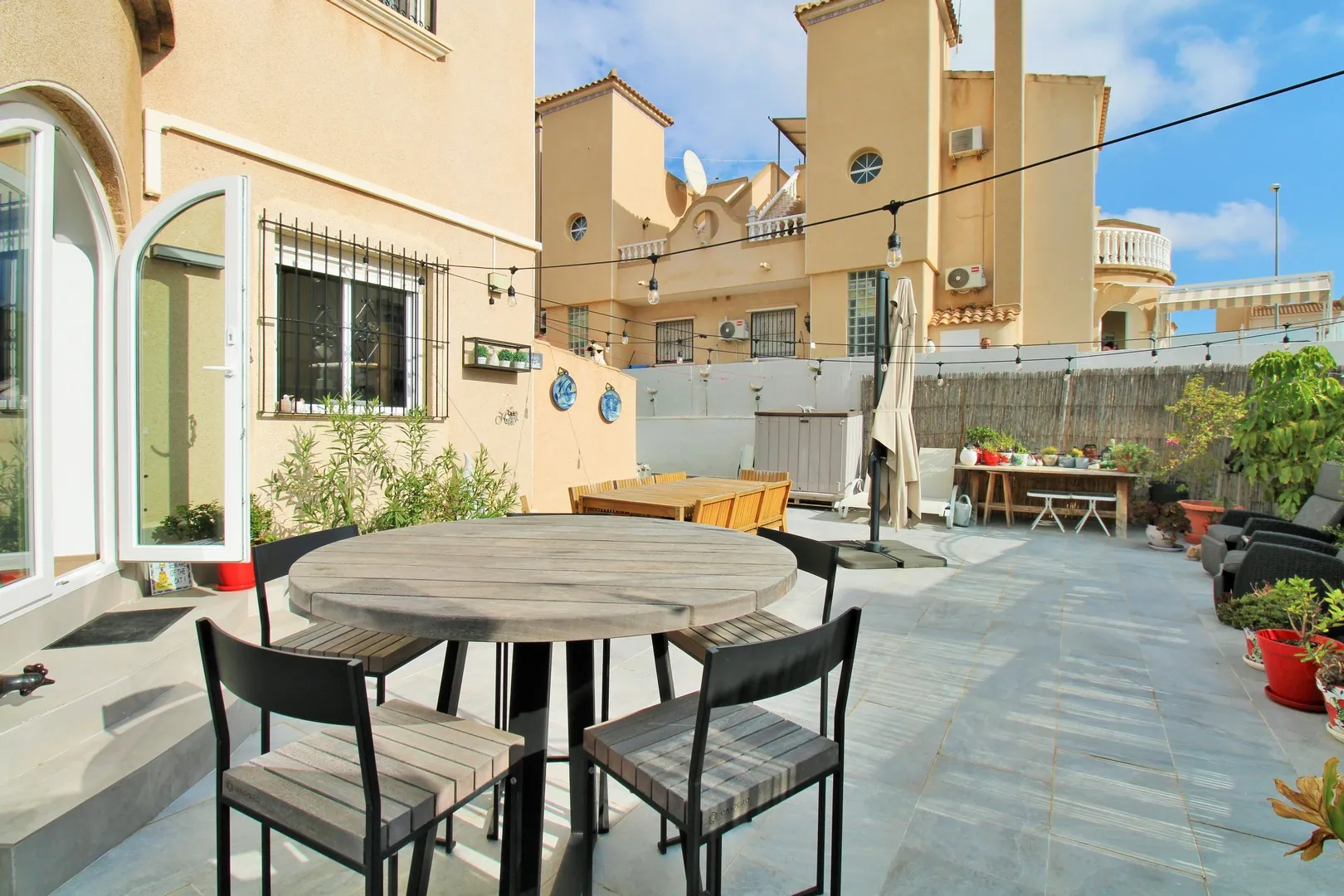 Casa adosada en venta en Villamartin