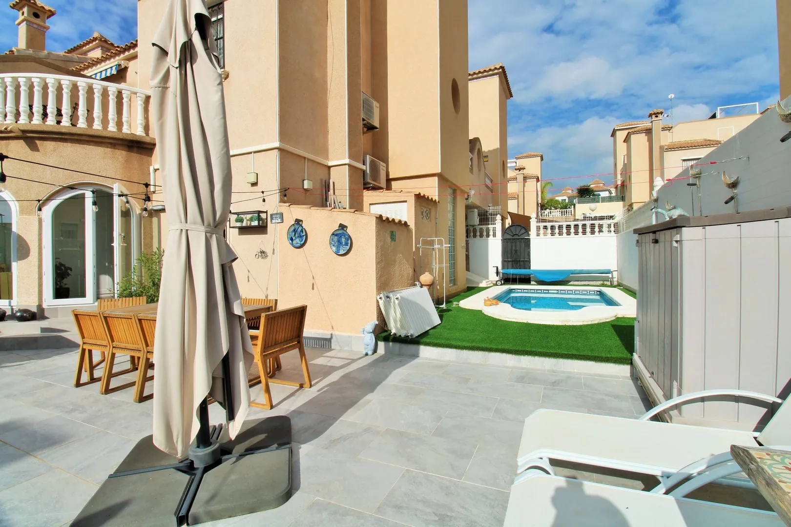 Casa adosada en venta en Villamartin