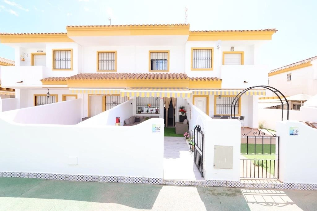 Duplex for sale in Pilar De La Horadada