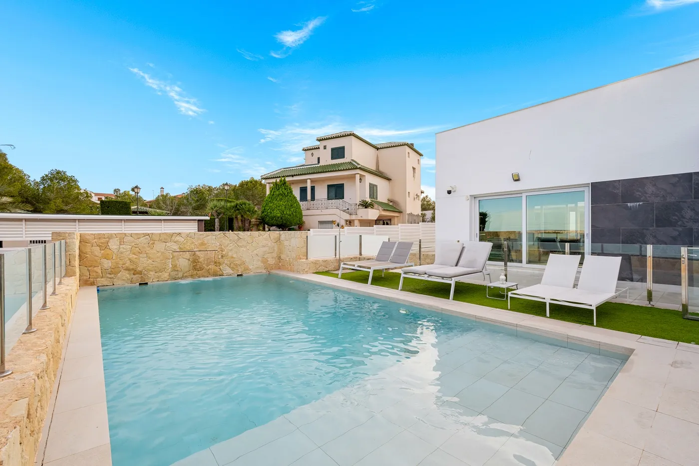 Villa te verkoop in Algorfa