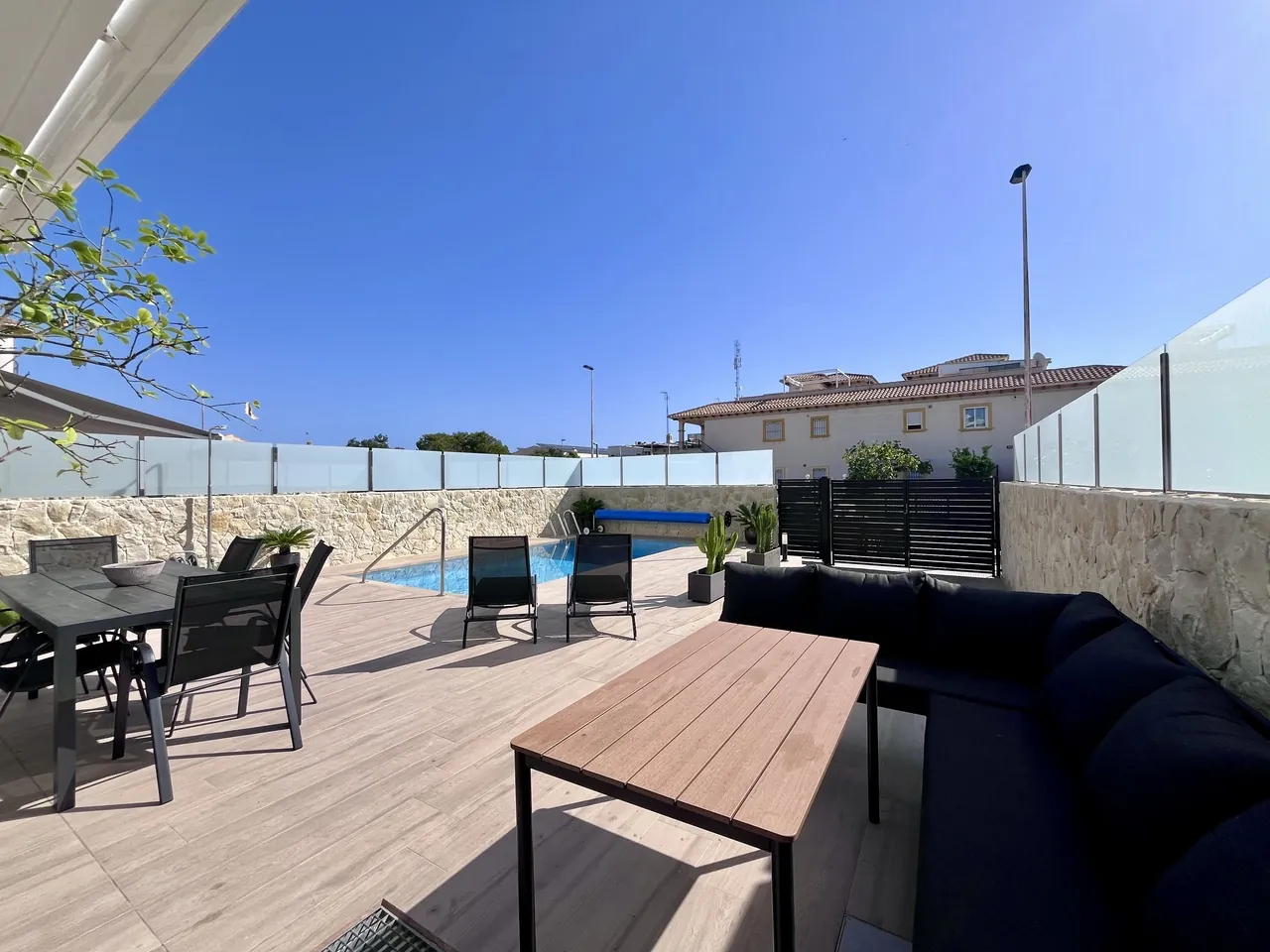 Villa for sale in Punta Prima