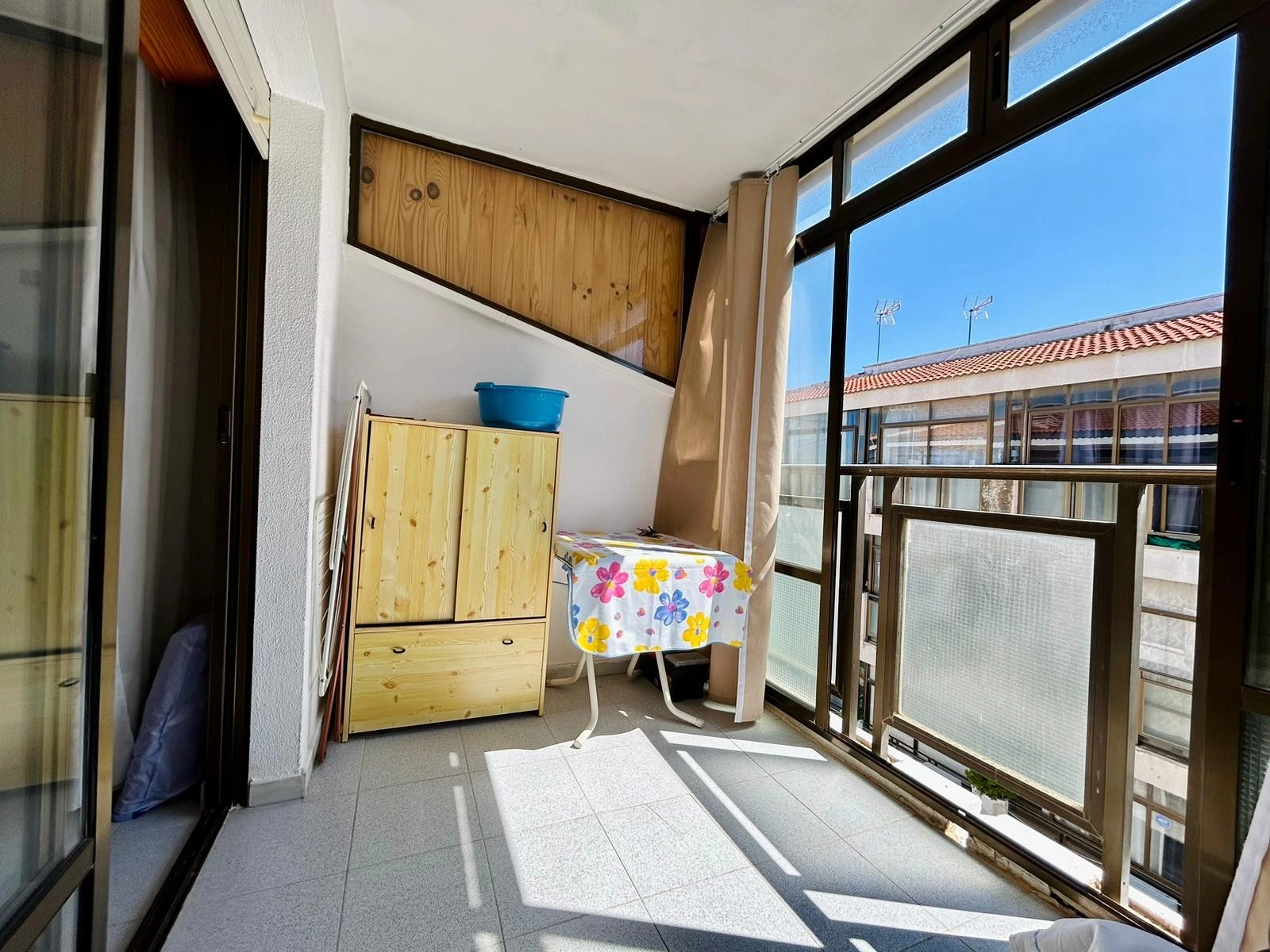 Study for sale in El Chaparral