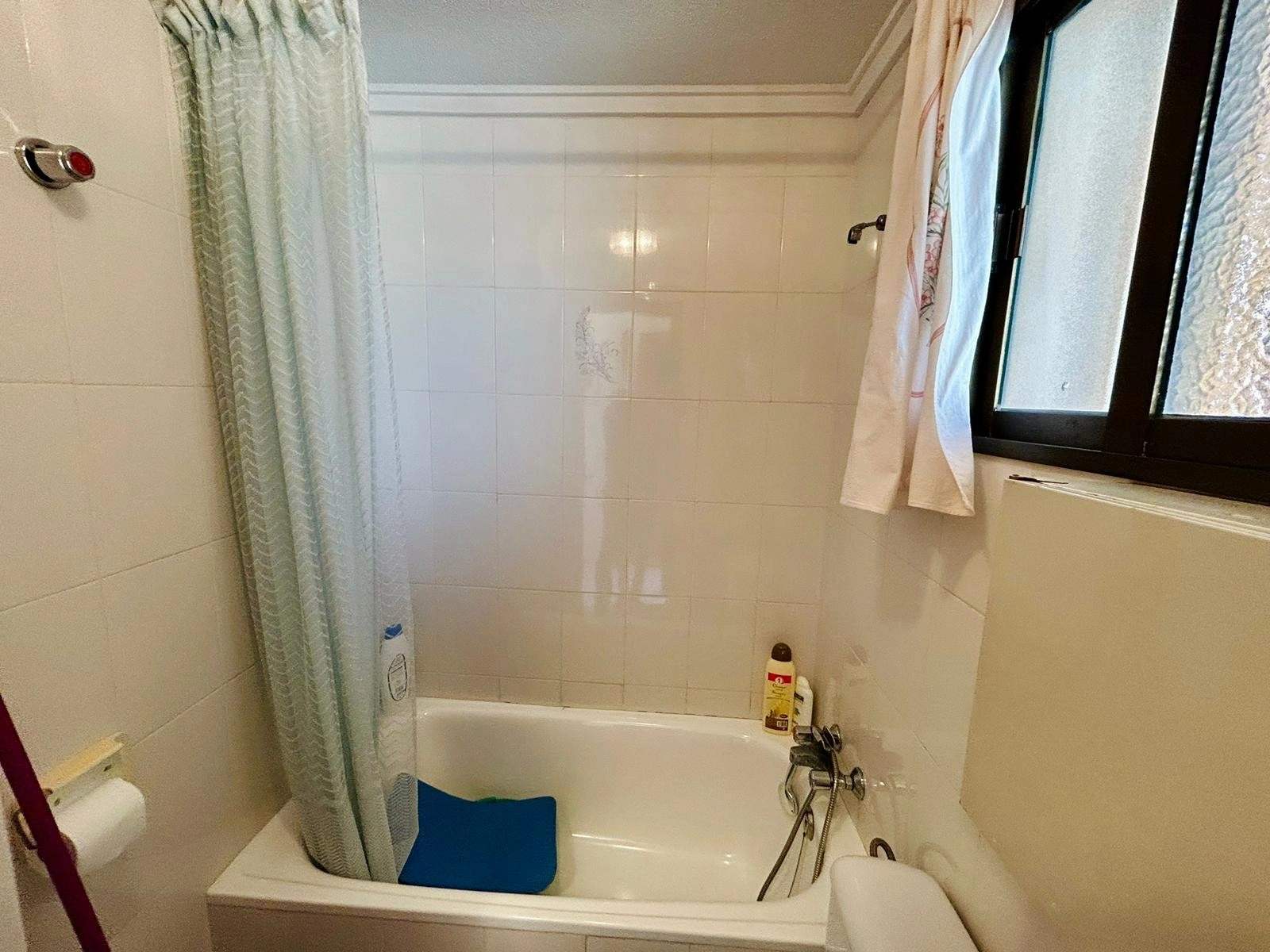 Study for sale in El Chaparral