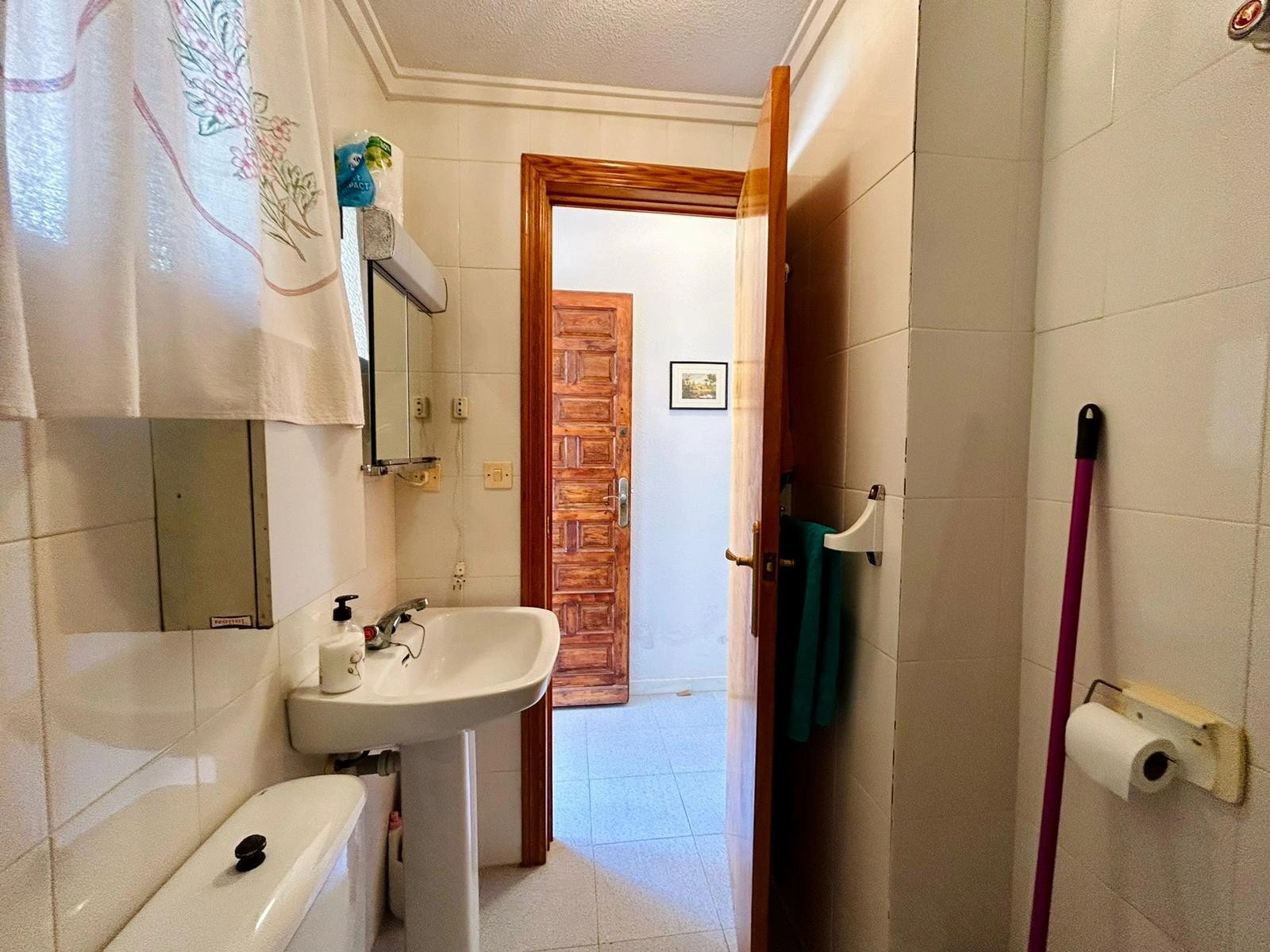 Study for sale in El Chaparral