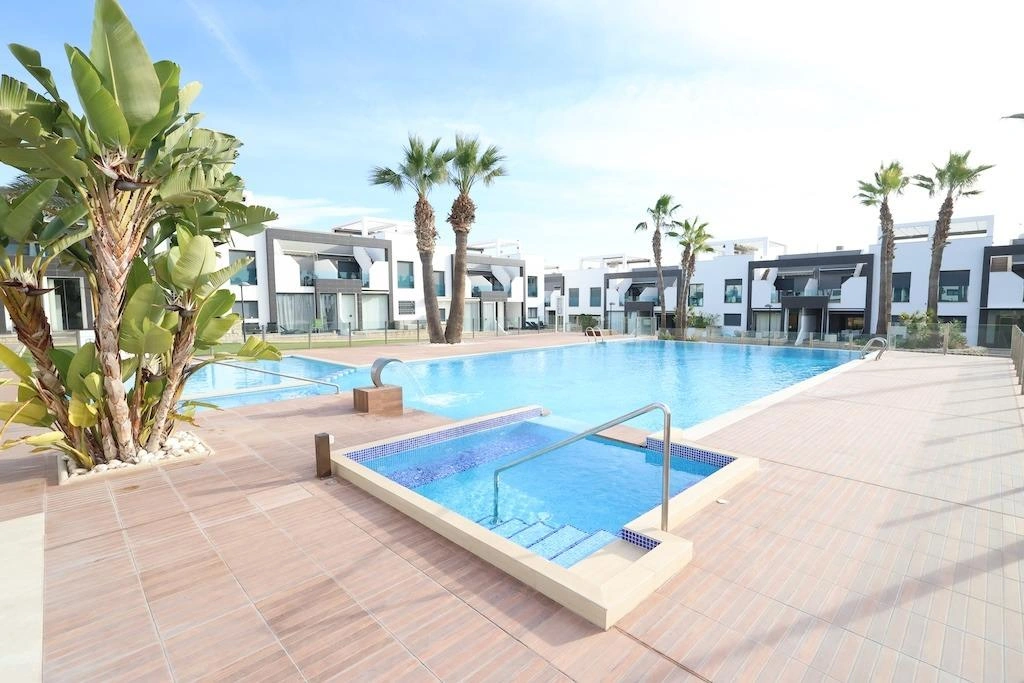 Bungalow til salg i Orihuela Costa