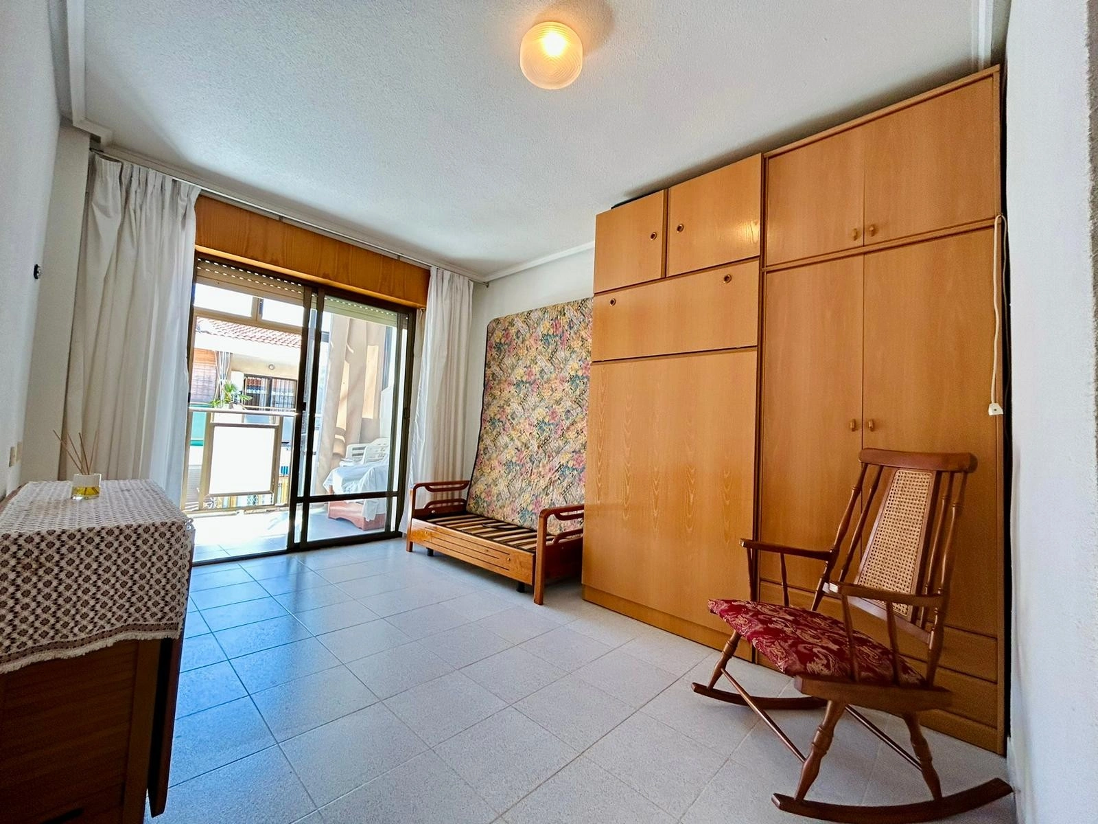 Study for sale in El Chaparral
