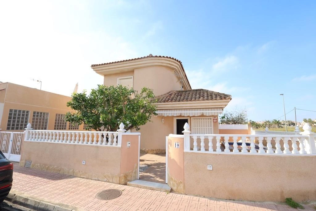 Villa zum verkauf in Torrevieja